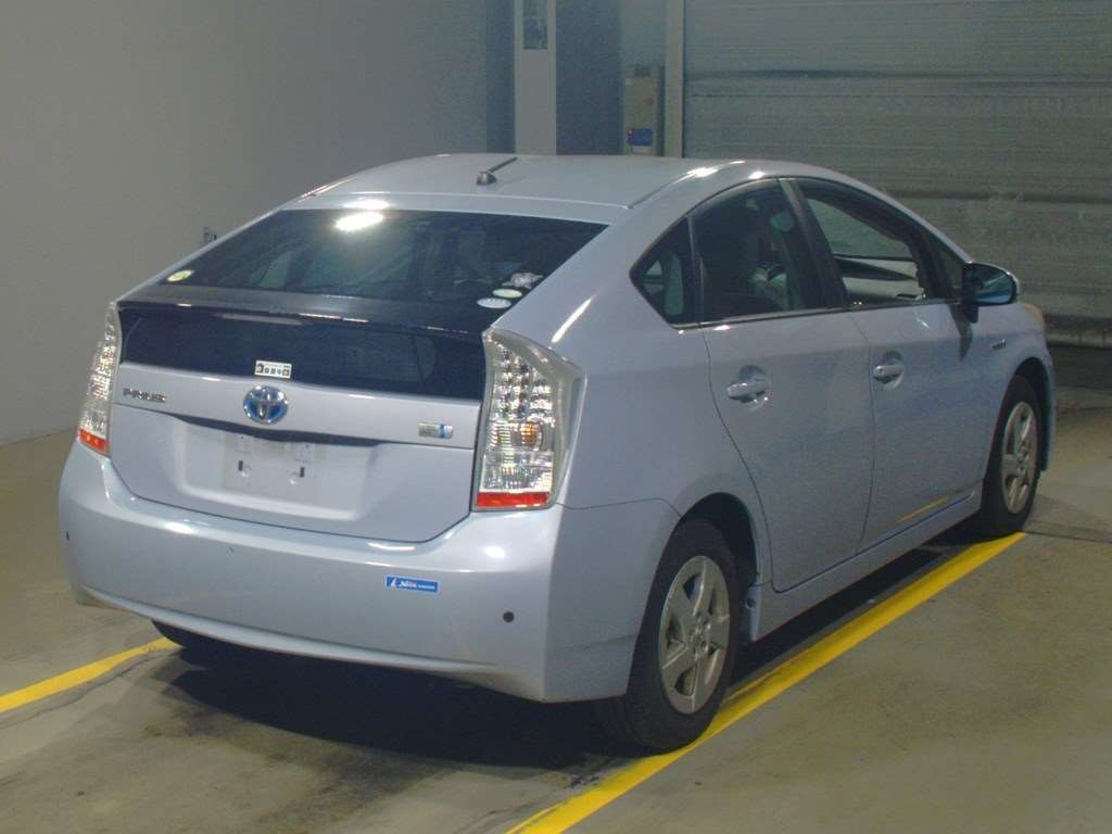 2009 Toyota Prius ZVW30[1]