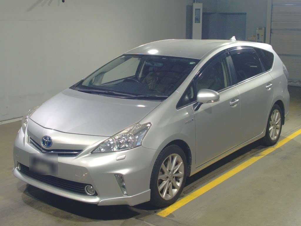 2014 Toyota Prius alpha ZVW40W[0]