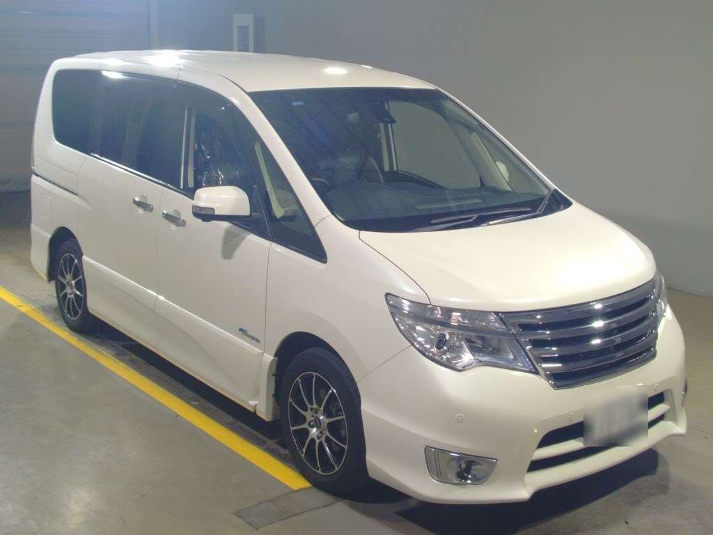 2015 Nissan Serena HFC26[2]