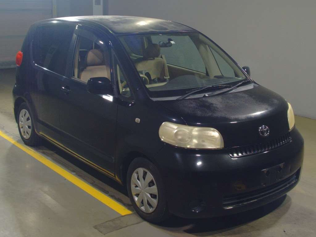 2005 Toyota Porte NNP10[2]