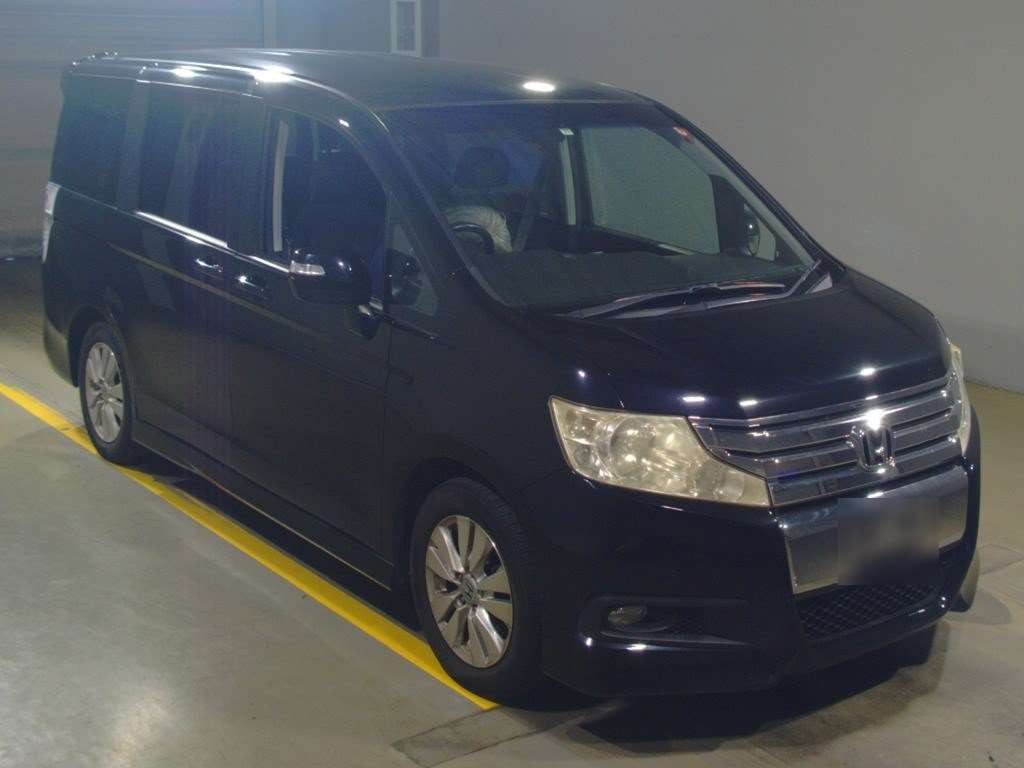 2009 Honda Step WGN Spada RK5[2]