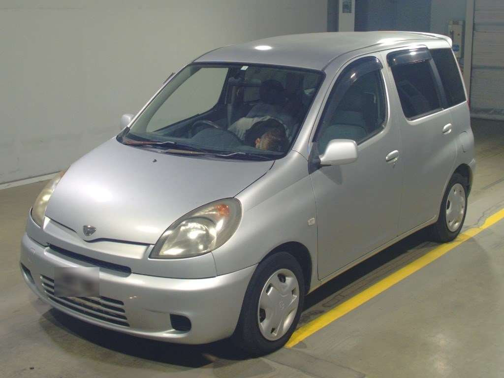 2002 Toyota Fun Cargo NCP20[0]