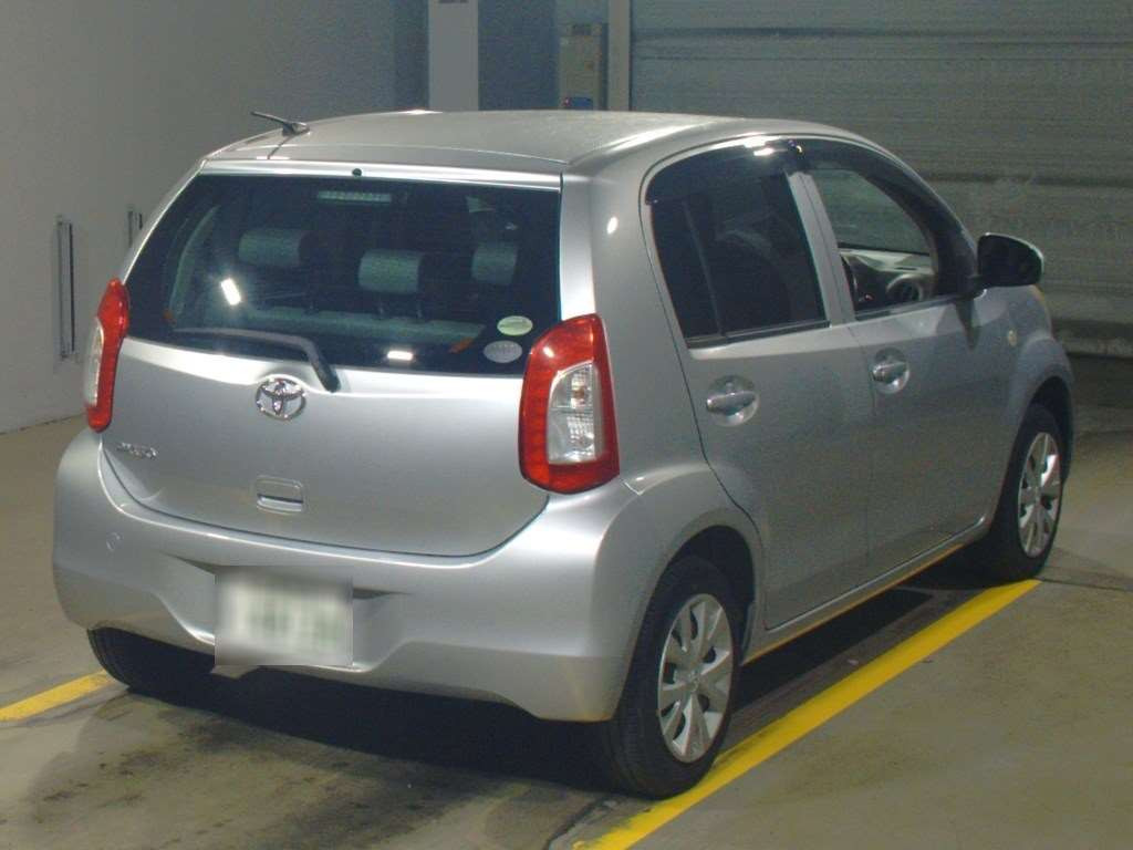 2014 Toyota Passo KGC30[1]