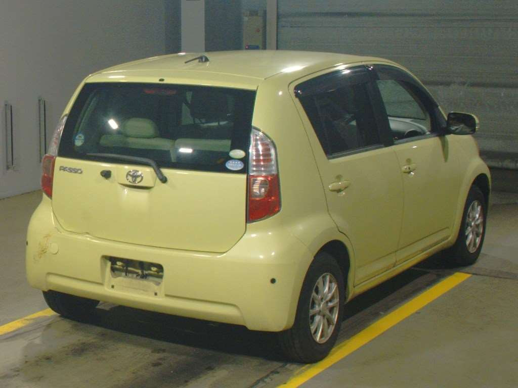 2008 Toyota Passo QNC10[1]