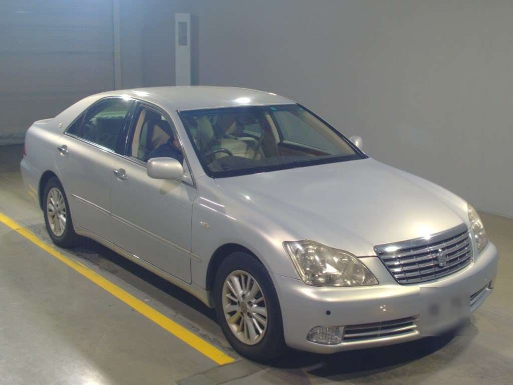 2006 Toyota Crown GRS182[2]