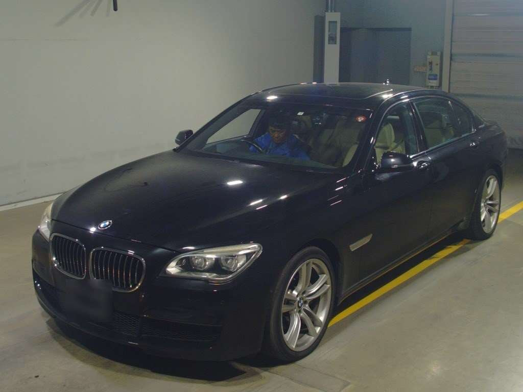 2014 BMW 7 Series YE30[0]