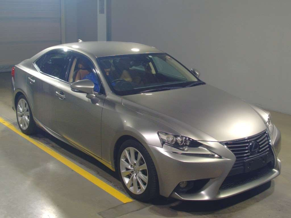 2013 Lexus IS AVE30[2]