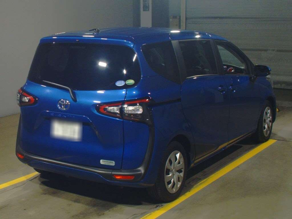 2016 Toyota Sienta NSP170G[1]