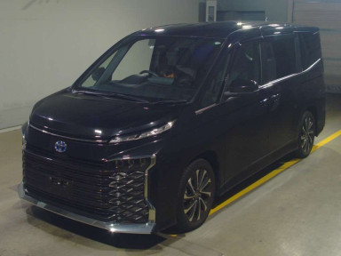 2022 Toyota Voxy