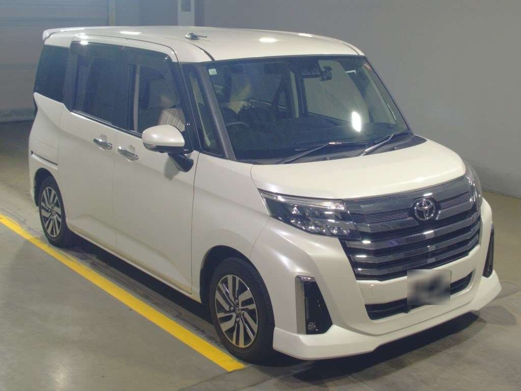 2020 Toyota Roomy M910A[2]