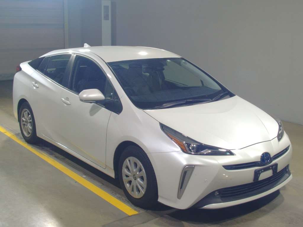 2022 Toyota Prius ZVW51[2]