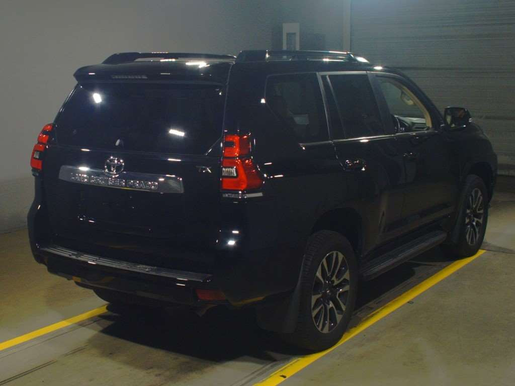 2022 Toyota Land Cruiser Prado GDJ150W[1]