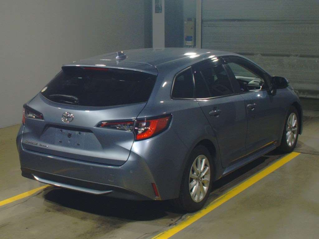 2019 Toyota Corolla Touring Wagon ZRE212W[1]