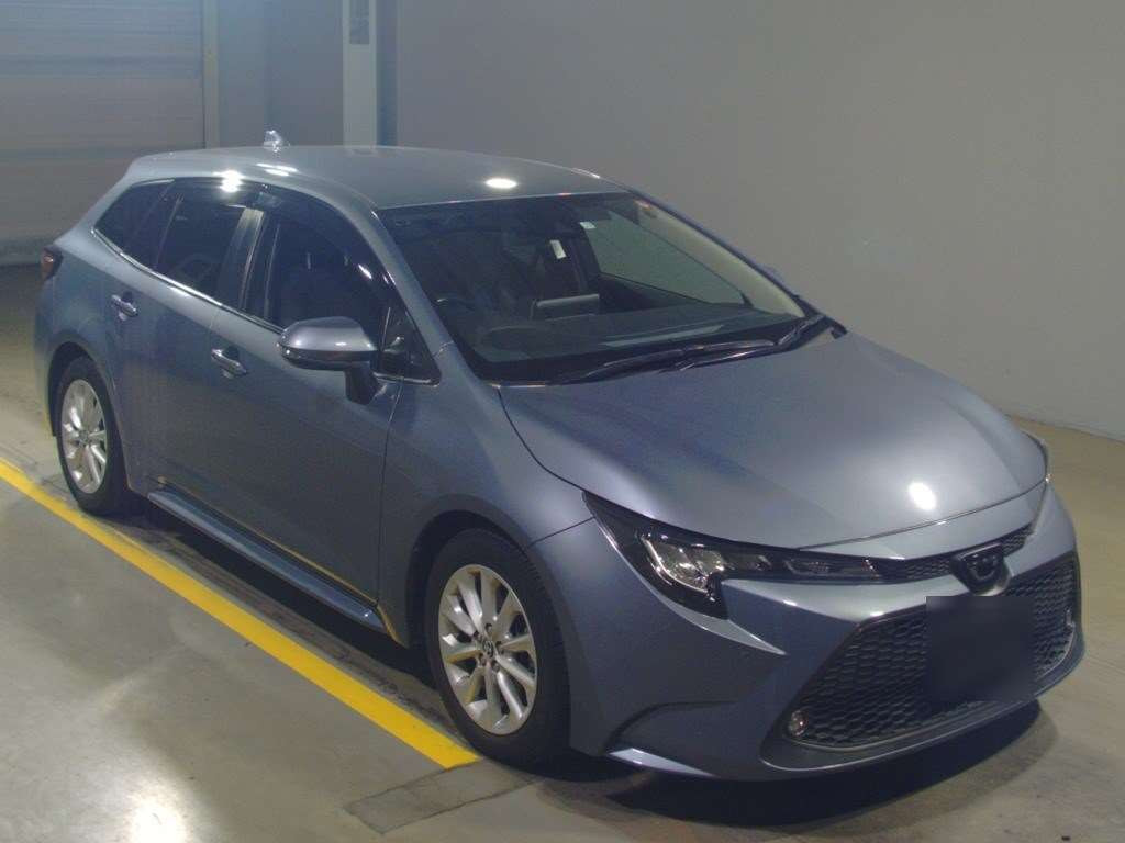 2019 Toyota Corolla Touring Wagon ZRE212W[2]