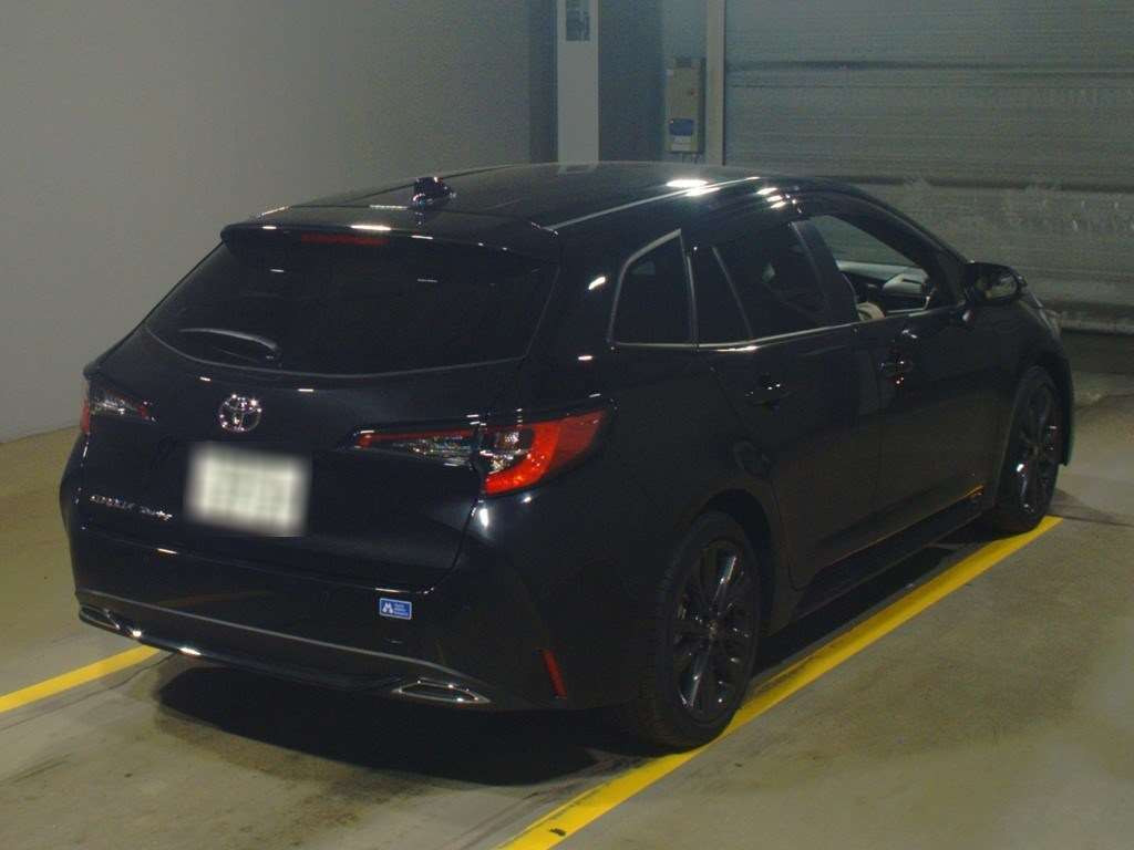 2022 Toyota Corolla Touring Wagon ZRE212W[1]