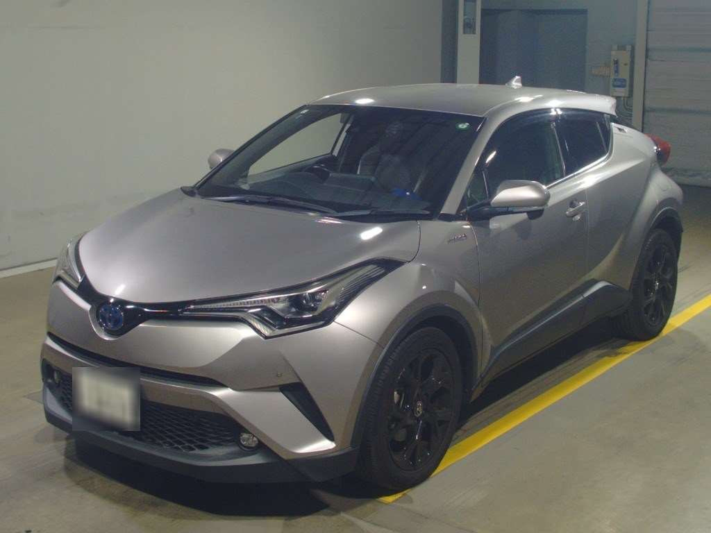 2019 Toyota C-HR ZYX10[0]