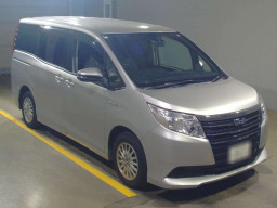 2017 Toyota Noah