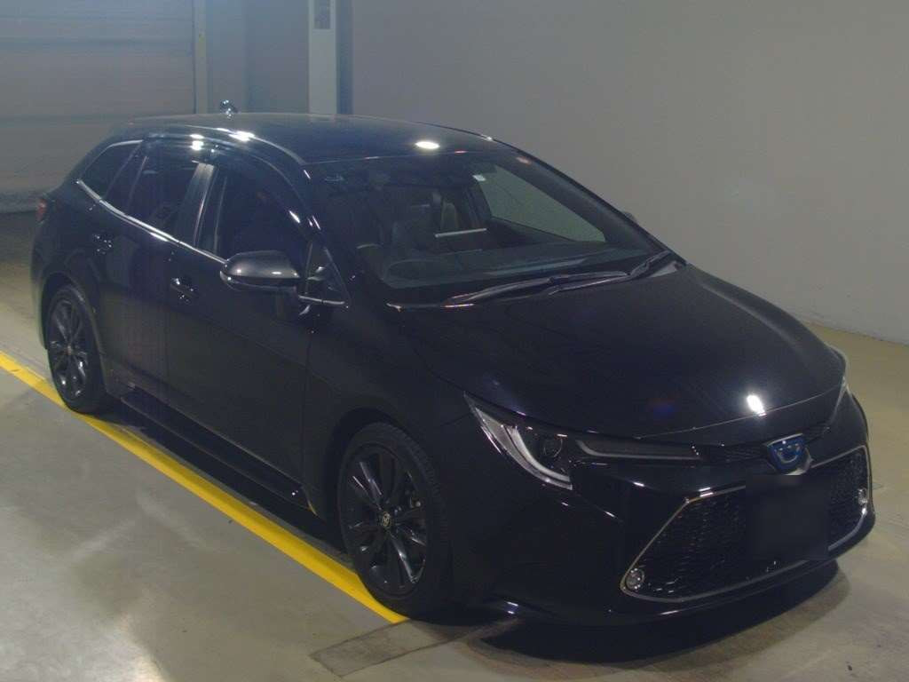 2021 Toyota Corolla Touring Wagon ZWE211W[2]