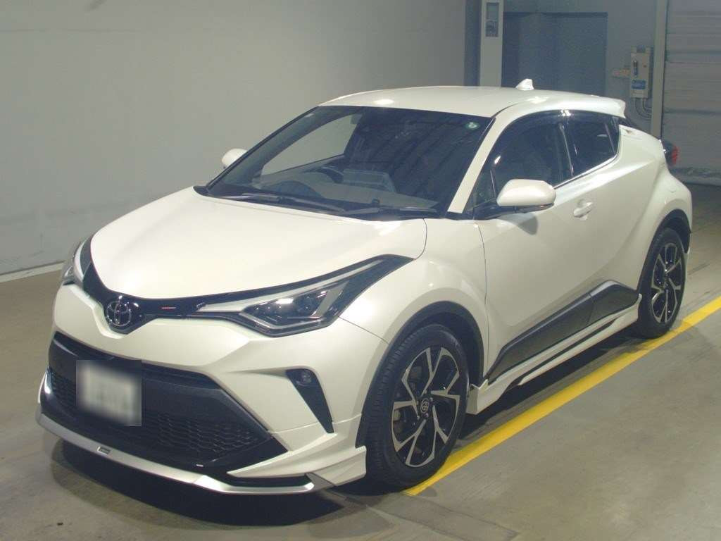 2020 Toyota C-HR NGX10[0]