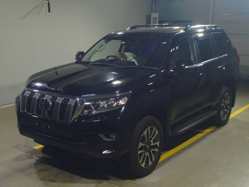 2022 Toyota Land Cruiser Prado TRJ150W[0]