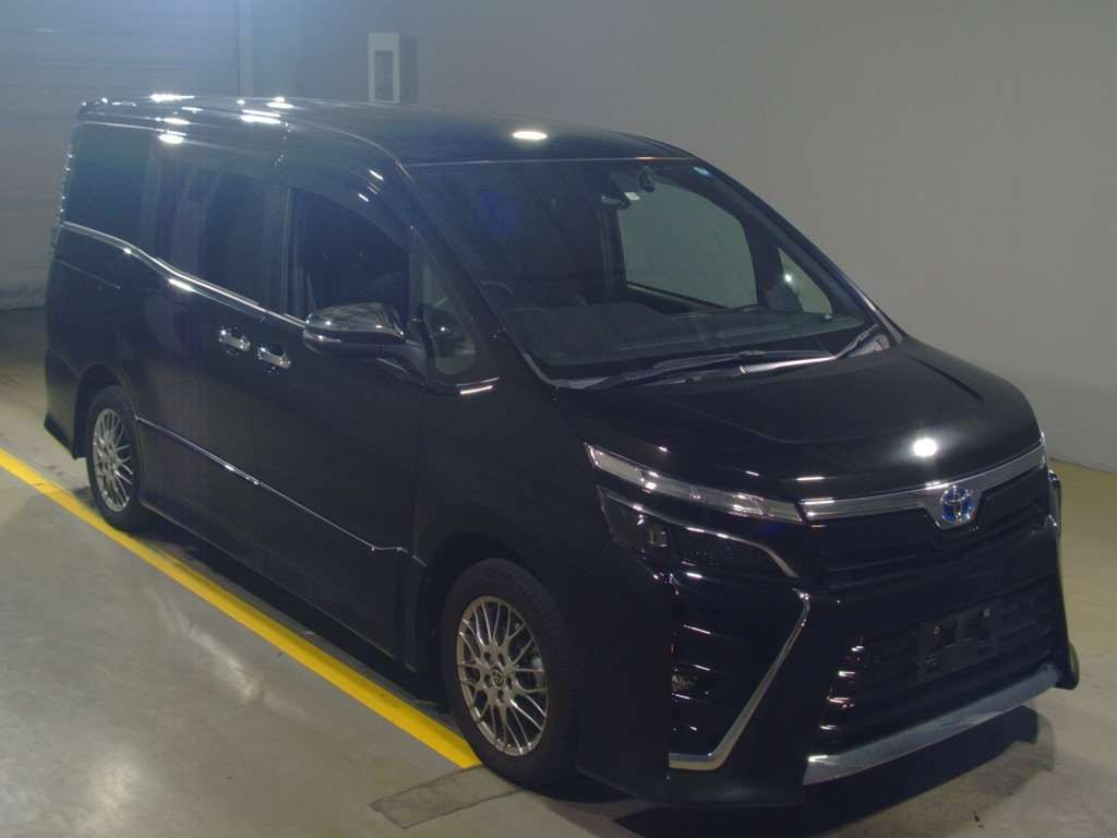 2021 Toyota Voxy ZWR80W[2]