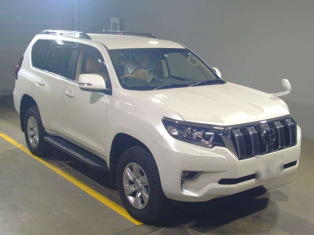 2022 Toyota Land Cruiser Prado GDJ150W[2]