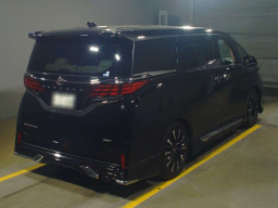 2023 Toyota Alphard Hybrid