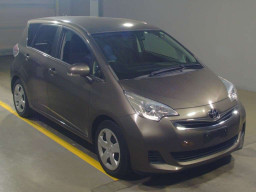 2014 Toyota Ractis