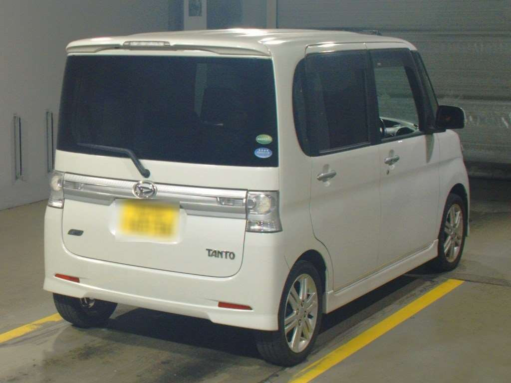 2012 Daihatsu Tanto Custom L375S[1]