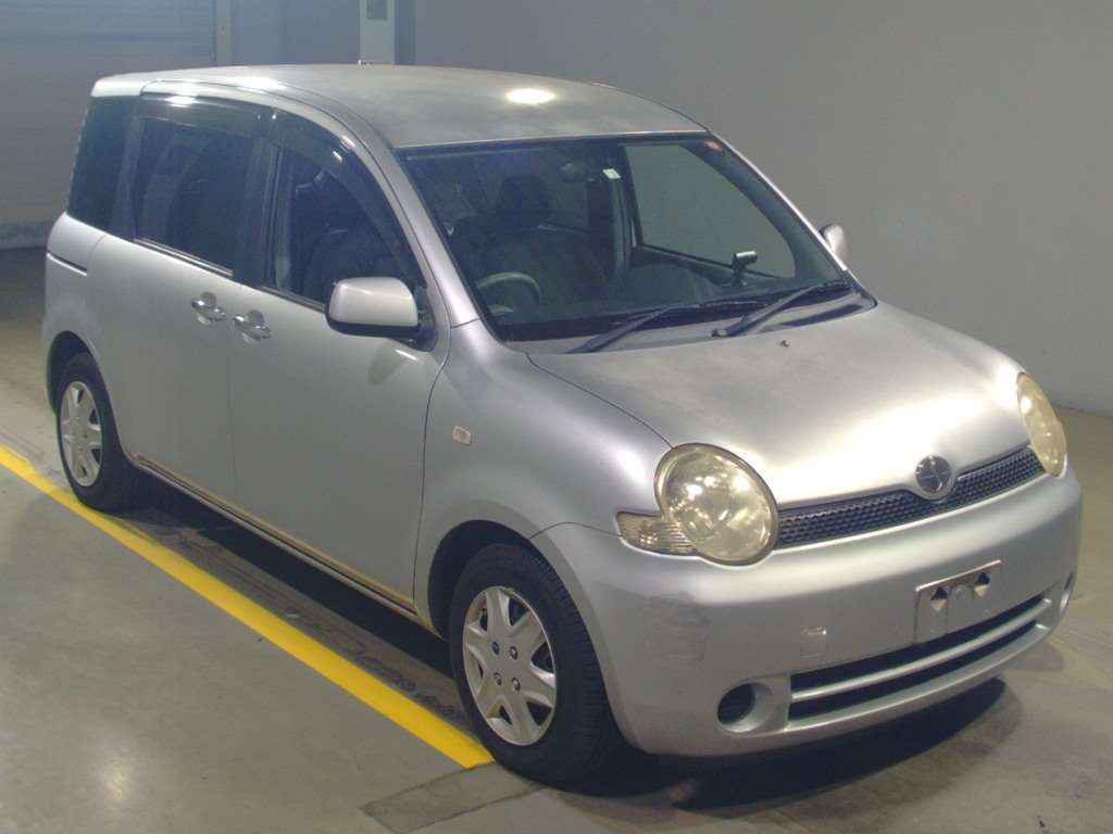 2006 Toyota Sienta NCP81G[2]