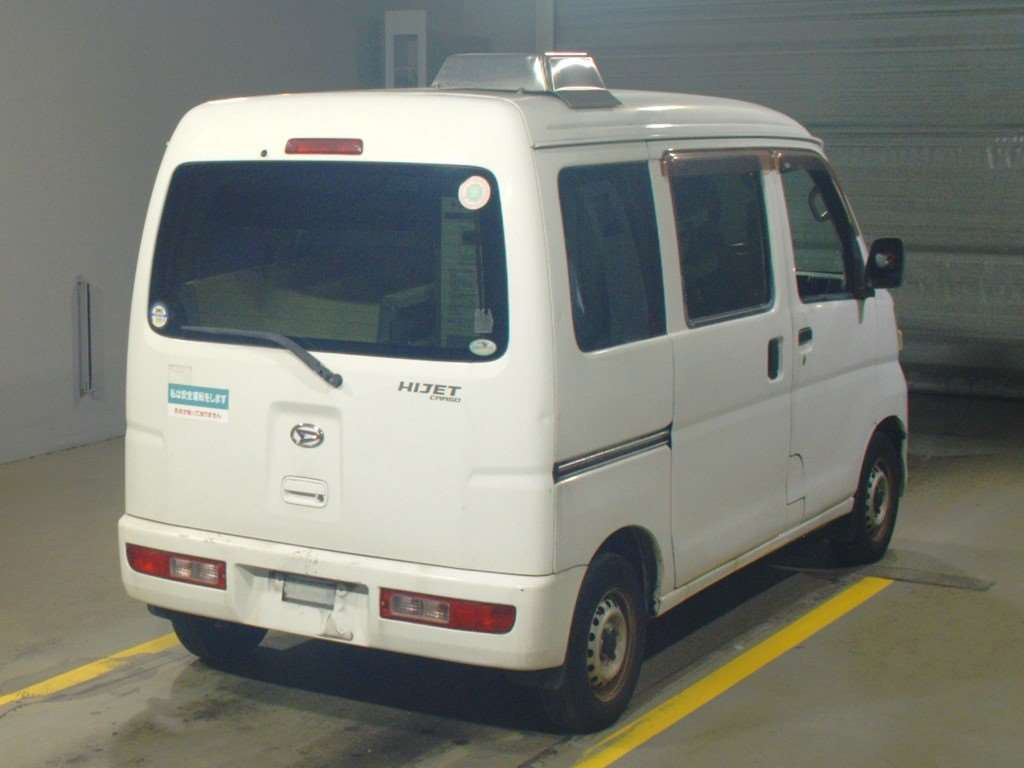 2011 Daihatsu Hijet Cargo S331V[1]