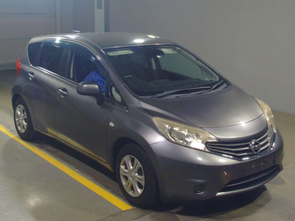 2014 Nissan Note E12[2]