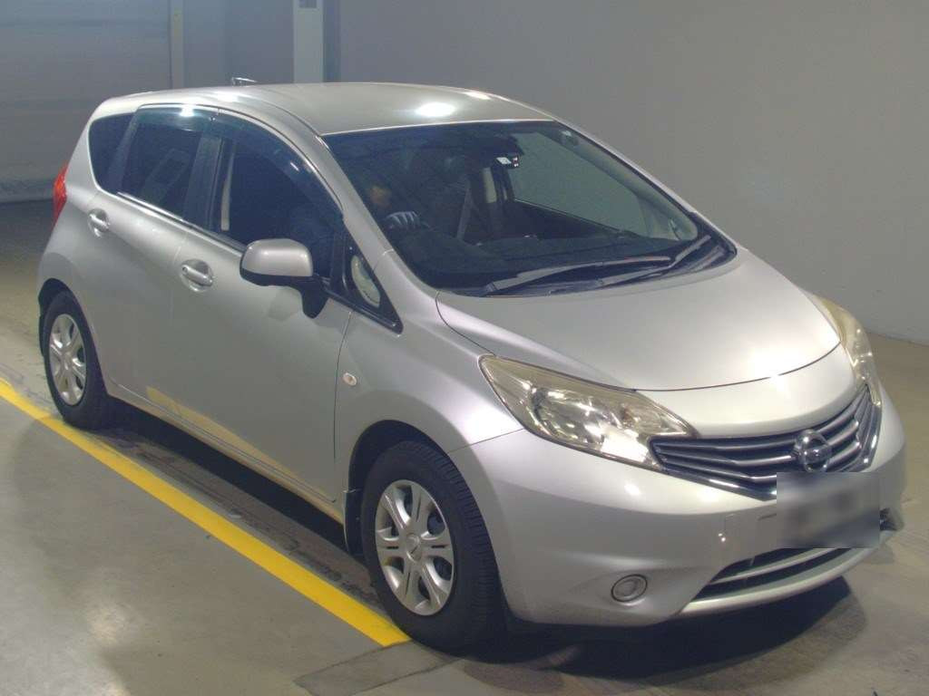 2014 Nissan Note E12[2]