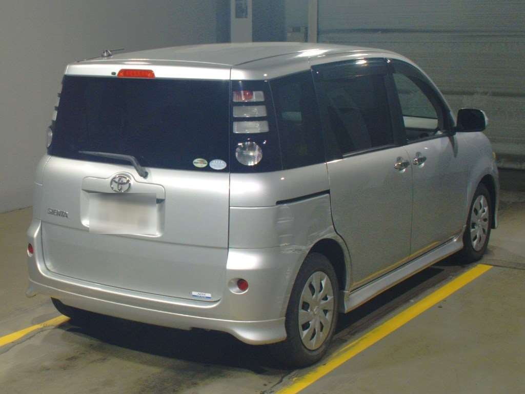 2008 Toyota Sienta NCP81G[1]