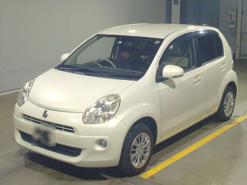 2014 Toyota Passo KGC30[0]