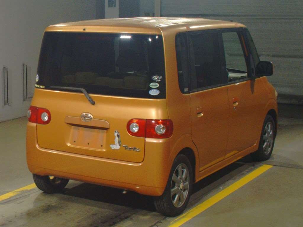 2006 Daihatsu Tanto L350S[1]