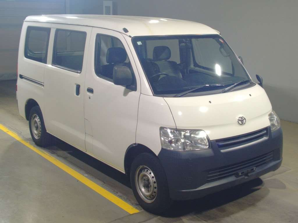 2020 Toyota Liteace Van S402M[2]