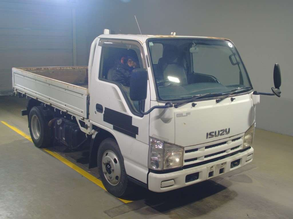 2007 Isuzu Elf Truck NKR85A[2]