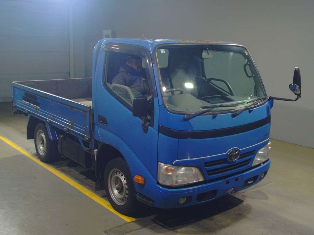 2014 Toyota Toyoace Truck KDY271[2]