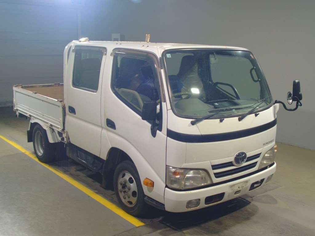 2012 Toyota Toyoace Truck KDY231[2]