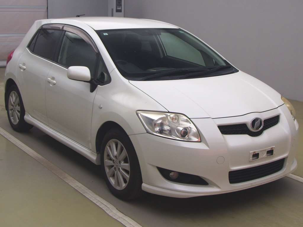 2007 Toyota Auris NZE151H[2]