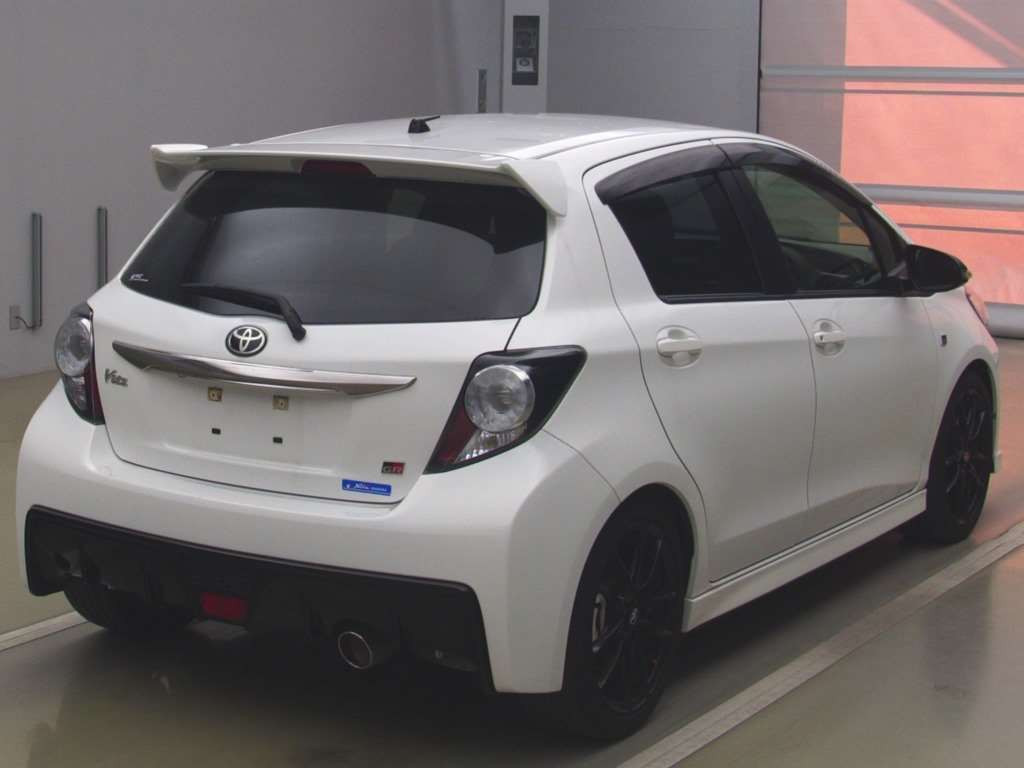 2019 Toyota Vitz NCP131[1]