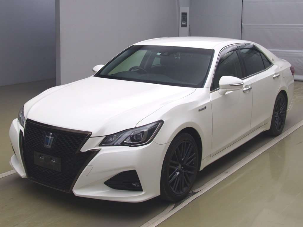 2017 Toyota Crown Hybrid AWS210[0]