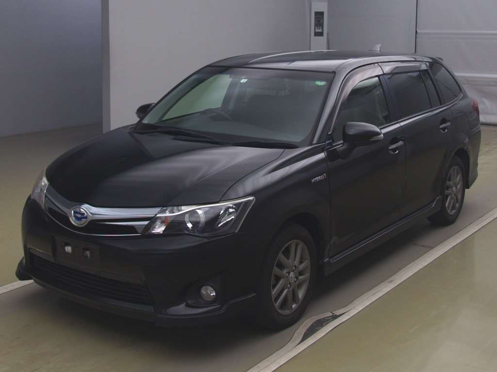 2014 Toyota Corolla Fielder NKE165G[0]