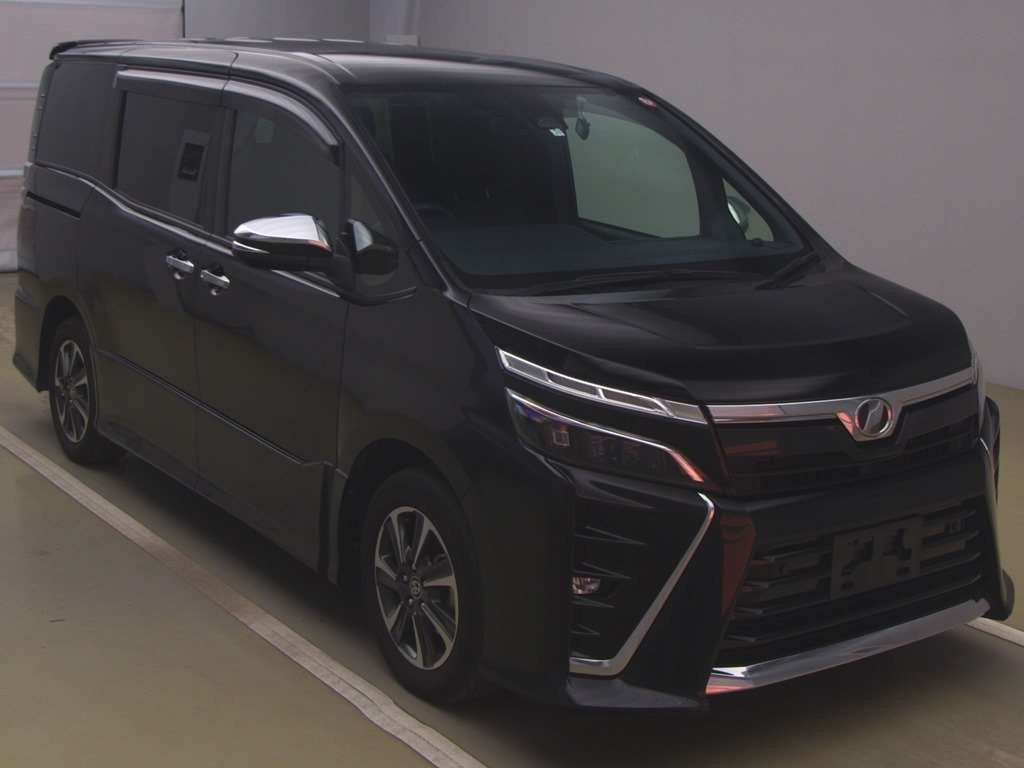 2019 Toyota Voxy ZRR80W[2]