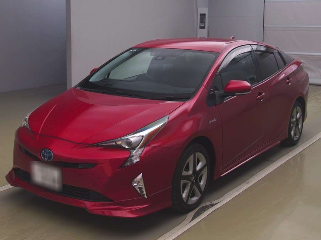 2017 Toyota Prius ZVW55[0]