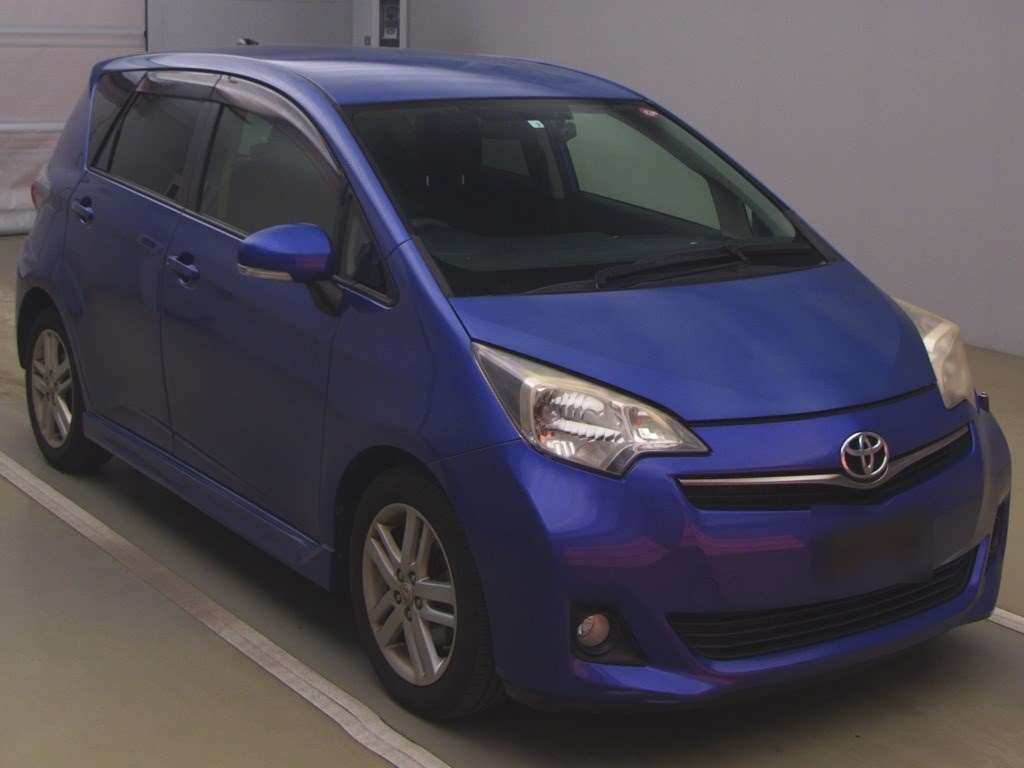 2012 Toyota Ractis NCP120[2]