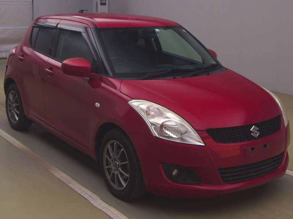 2011 Suzuki Swift ZC72S[2]