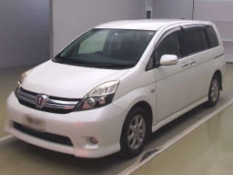 2012 Toyota Isis