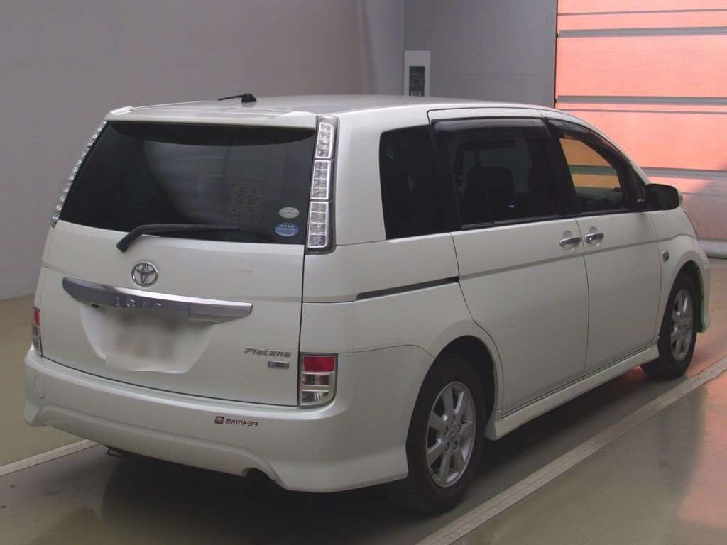 2012 Toyota Isis ZGM10W[1]